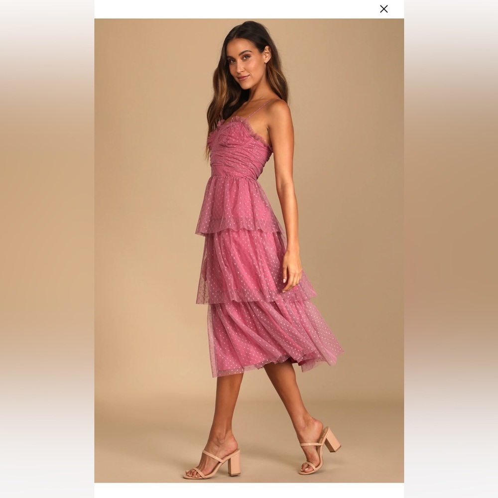 Sweetheart style mauve polka dot bustier tiered midi dress